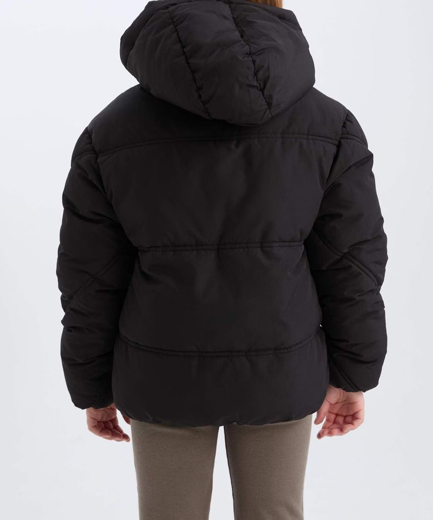 جاكت بناتي وتر برووف بكابيشون