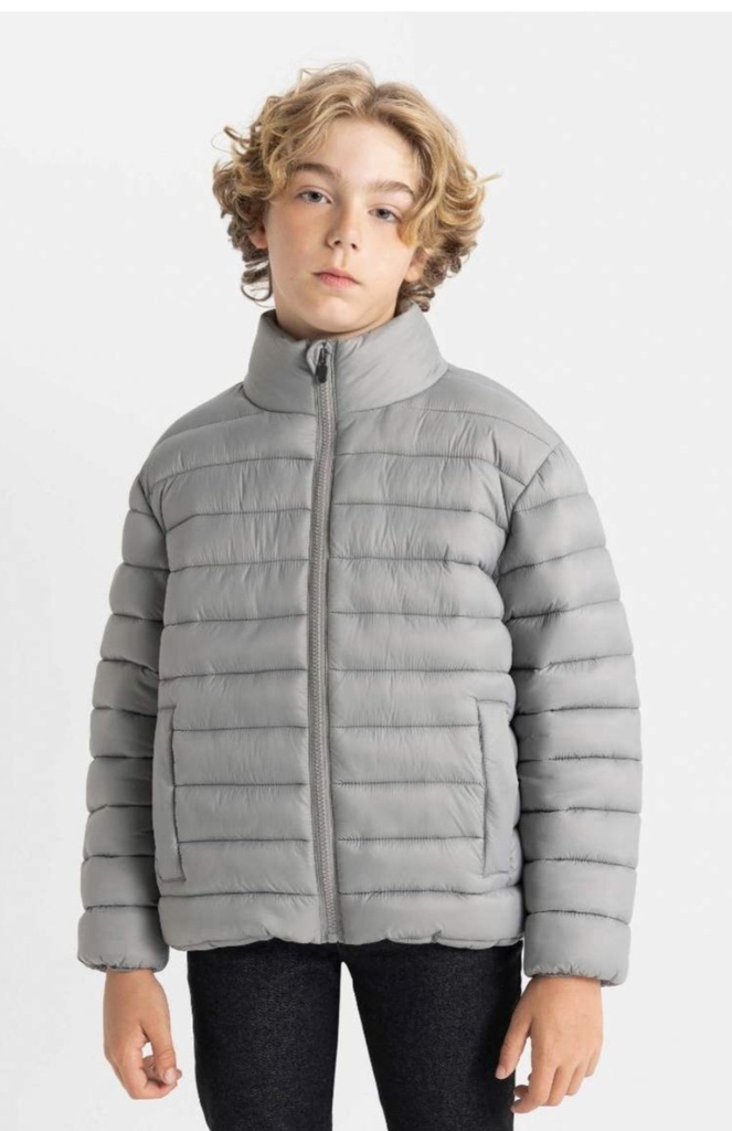 جاكيت بامب اولادي وتر برووف بياقة عالية