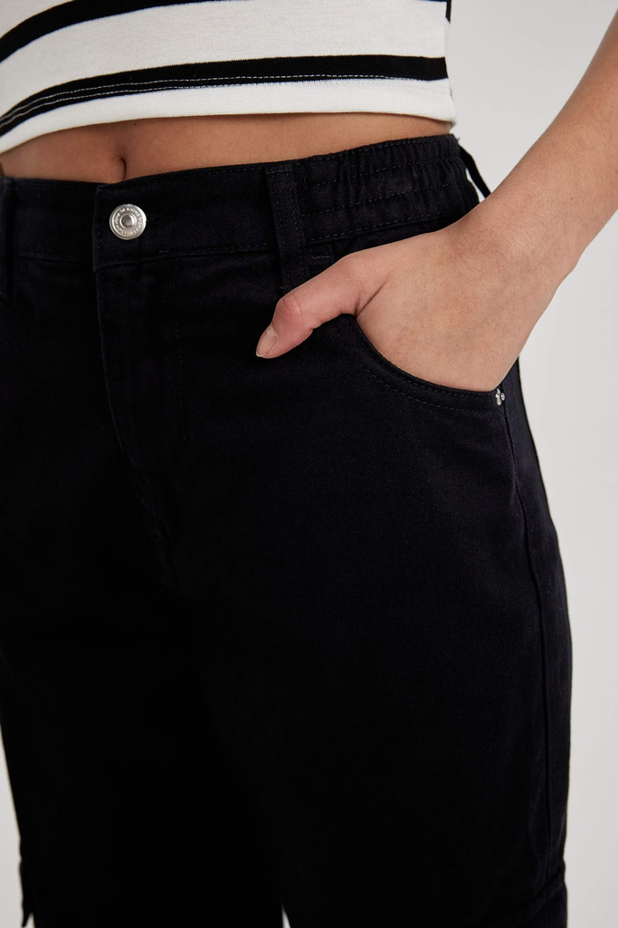 بنطلون جبردين كارجو اسود باستيك